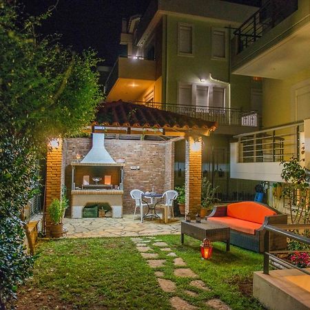 Marias Bbq Garden House Apartment Kalamata Bagian luar foto